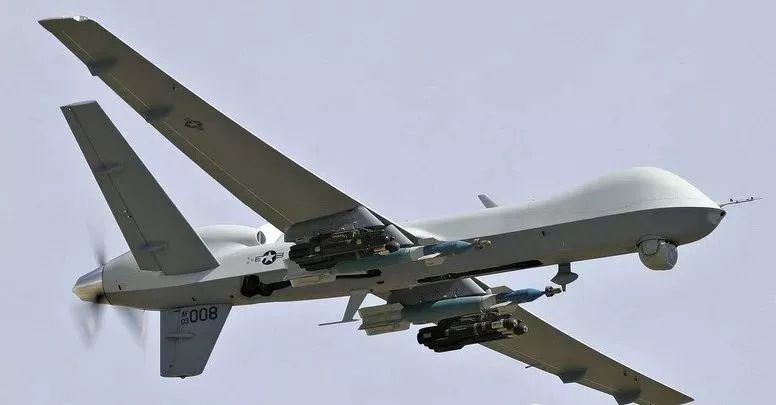 MQ-9“死神”是在MQ-1“捕食者”的基礎(chǔ)上研制的一款極具殺傷力的無人作戰(zhàn)飛機(jī)，