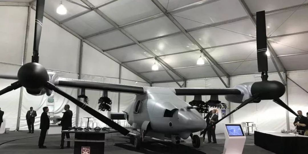 V-247無人機(jī)屬于一款大型垂直起降艦載傾轉(zhuǎn)旋翼無人機(jī)