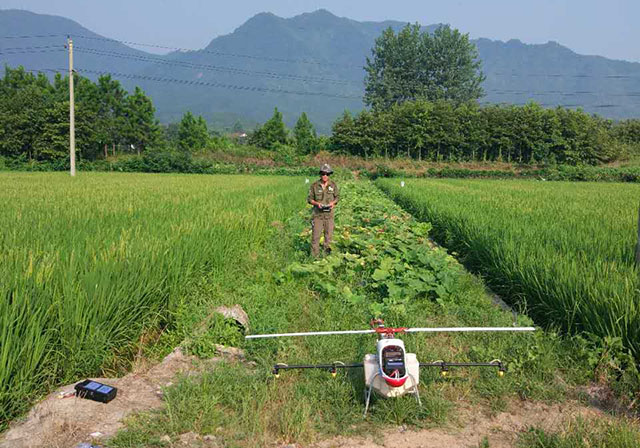 旌德縣用植保無(wú)人機(jī)增產(chǎn)