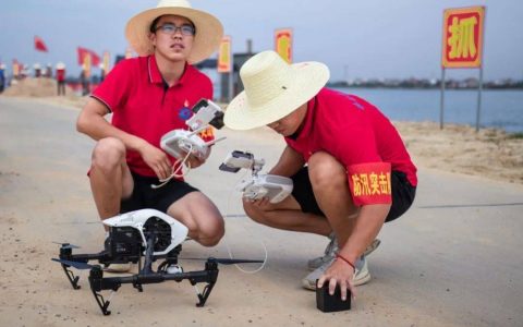 南昌航空大學利用無人機巡堤查險